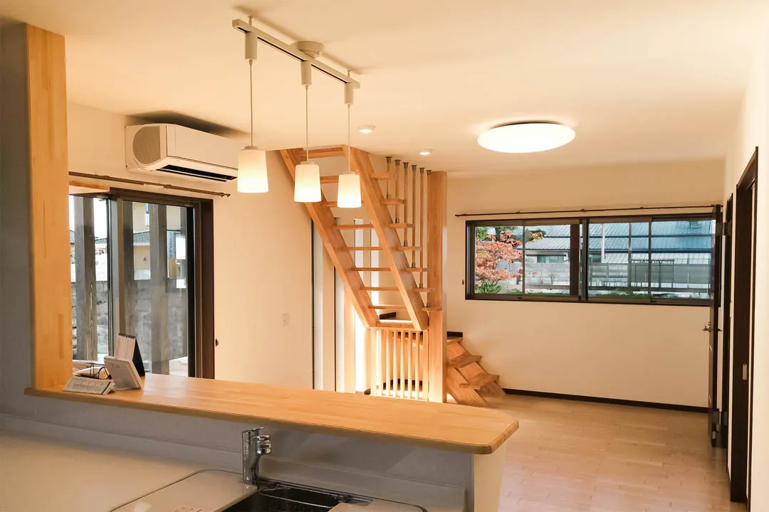 S様邸 - 布団をいっぱい干せる家