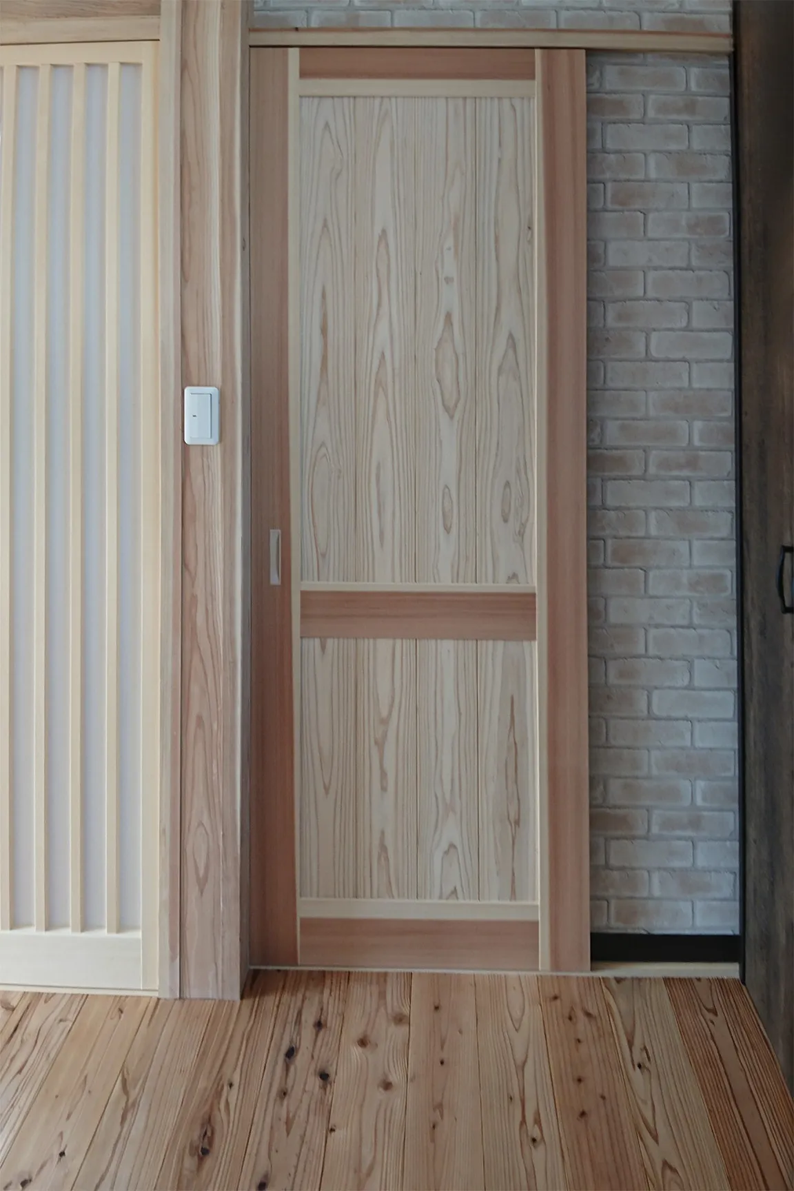 T様邸 - 記憶を刻む柱と、現代の合理性が交差する『新・古民家』の形